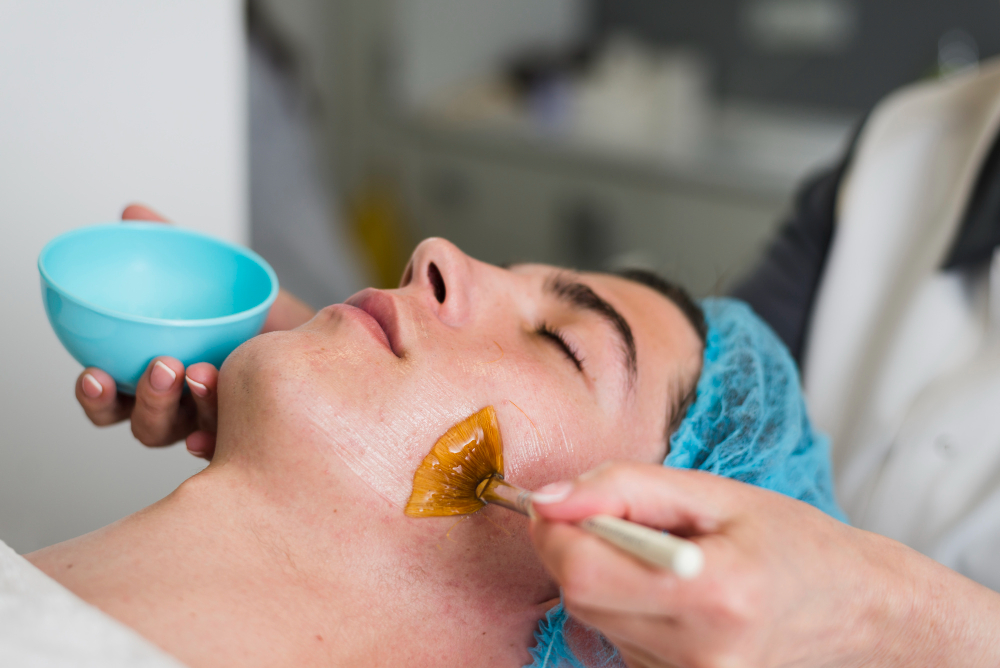 The Complete Guide to Waxing Facial Hair
