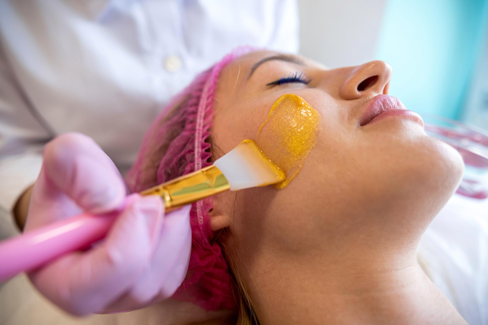 The Complete Guide to Waxing Facial Hair